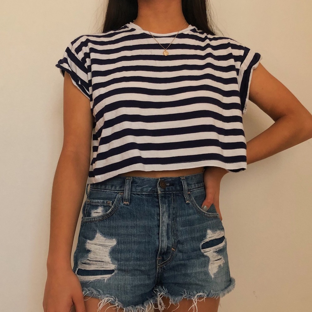 H&M Cuffed Navy Blue and White Crop Top